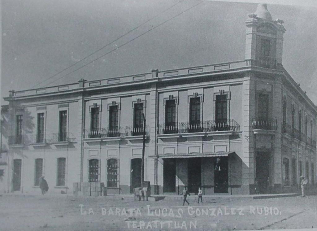 Hotel Estancia Real Tepatitlan Exterior foto