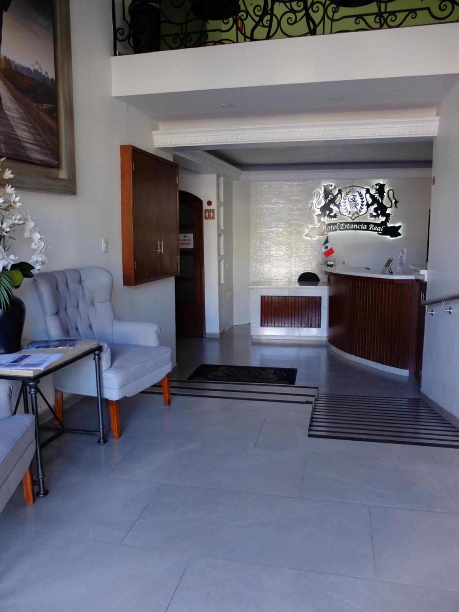 Hotel Estancia Real Tepatitlan Exterior foto